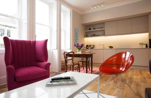 Upper Town Apartment | 1 Bed Georgian Apartment in Bath City Centre