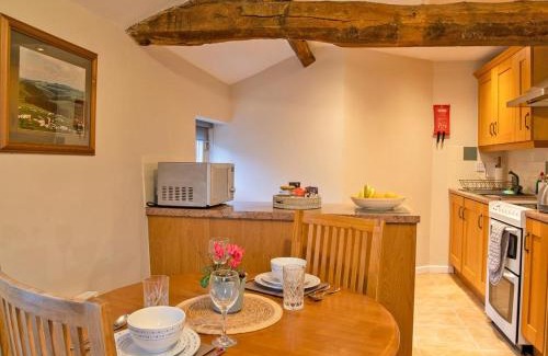 Hartington House | 1 Bed in Hartington 90126