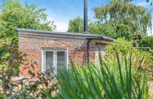 Faversham House | 1 Bed in Luddenham oc-s32602