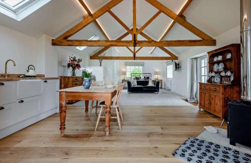 Okeford Fitzpaine House | 1 Bed in Sturminster Newton 94279