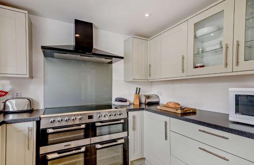 Lechlade House | 1 bed property in Lechlade 31912
