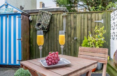 Llanaelhaearn House | 1 bed property in Trefor Beach 77891