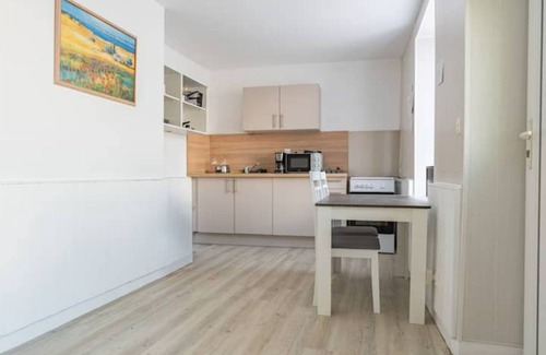 Saint-Honore-les-Bains Apartment | 1 Bedroom Apartment in Saint-HonorÃ©-les-Bains