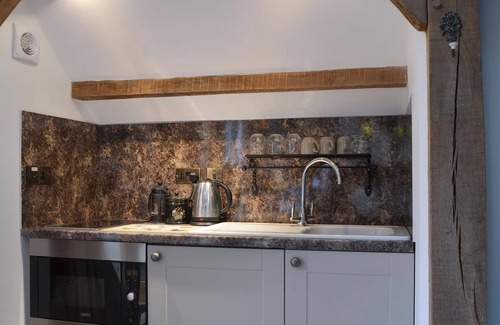 Turville Cottage | 1 bedroom accommodation in Turville, near Henley-on-Thames