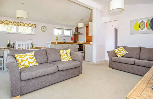 Downham Market Ski Chalet | 1 bedroom accommodation in Downham Market