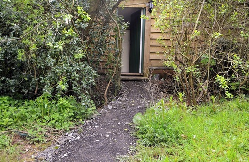 Llanthony Cottage | 1 bedroom accommodation in Cwmyoy, near Abergavenny