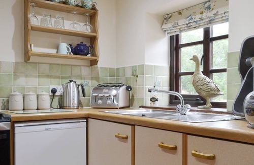 Cauldon Low House | 1 bedroom accommodation in Waterhouses, near Leek