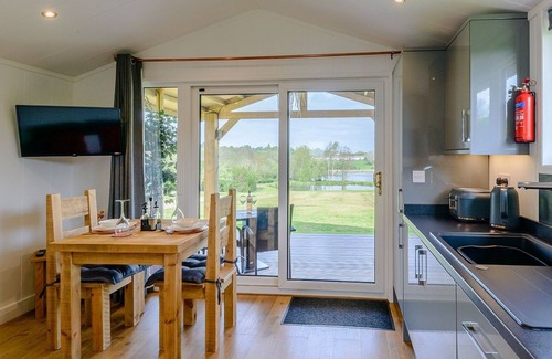 Swadlincote House | 1 bedroom accommodation in Oakthorpe, Swadlincote