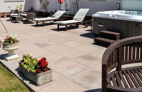 Torthorwald Cottage | 1 bedroom accommodation in Tinwald, near Dumfries