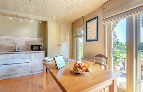 New Forest District Cottage | 1 bedroom accommodation in Lymington