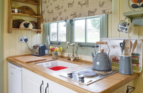 Stowford Cottage | 1 bedroom accommodation in Dippertown, near Tavistock