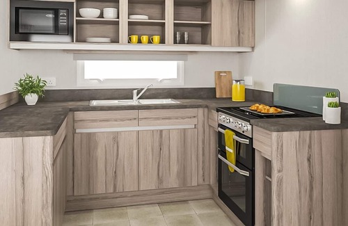 Ningwood House | 1 bedroom accommodation in Newbridge, Nr Yarmouth