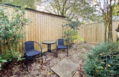 Corsham Cottage | 1 bedroom accommodation in Neston, near Corsham