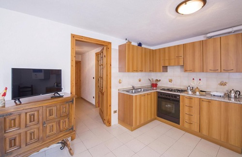 Sarre Apartment | 1 bedroom accommodation in Sarre AO