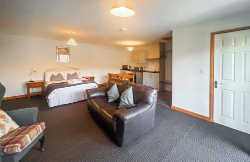 Battle Ski Chalet | 1 bedroom accommodation in Battle