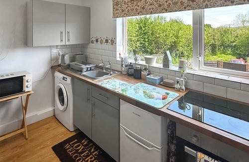 Woodbury Cottage | 1 bedroom accommodation in Woodbury Salterton, near Exmouth