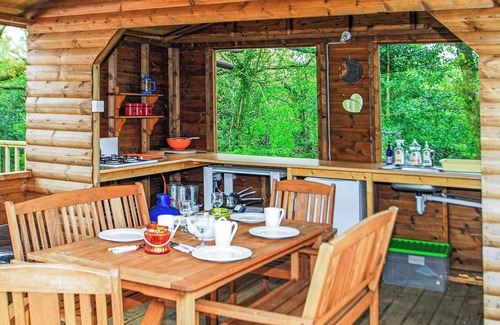 Crynant Cottage | 1 bedroom accommodation in Gower