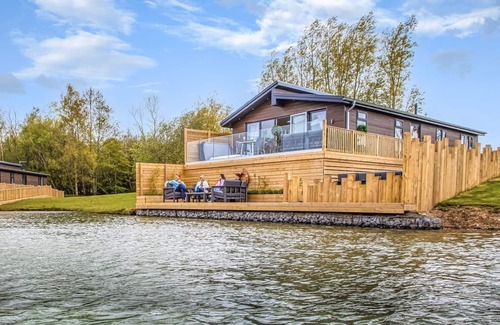 Laceby Ski Chalet | 1 bedroom accommodation in Laceby