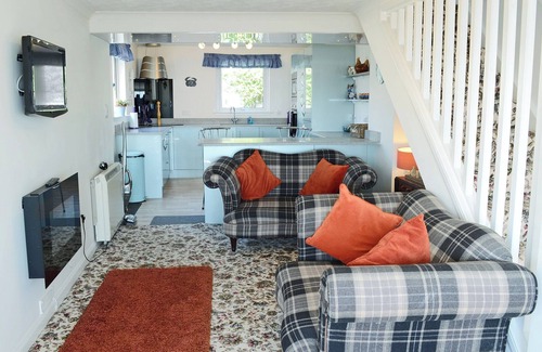 Hilton of Cadboll Cottage | 1 bedroom accommodation in Hilton, near Tain