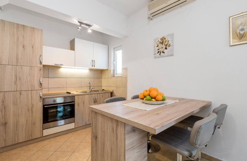 Kampor Apartment | 1 bedroom amazing apartment in Kampor