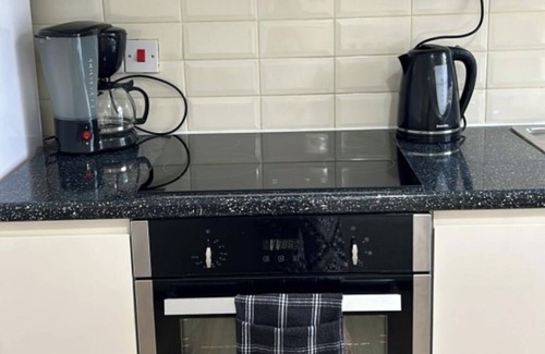 Forest Gate Apartment | 1 Bedroom Apartment - Central, Free Parking