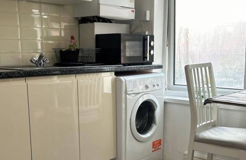 Forest Gate Apartment | 1 Bedroom Apartment - Central, Free Parking