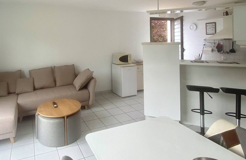 Pouilly Apartment | 1 Bedroom Apartment in Dijon