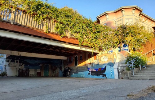 Grand Lake Apartment | 1-bedroom apartment just 11 minutes to San Francisco Bay