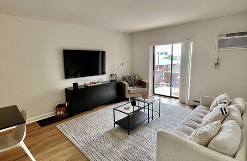 Hackensack Apartment | 1 bedroom apartment Beautifully furnished