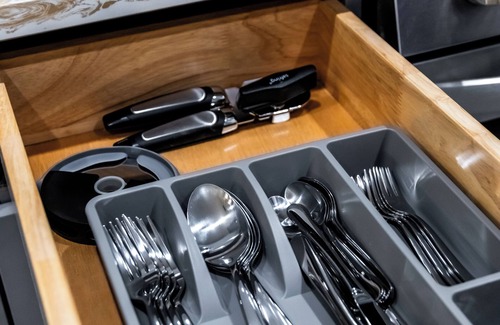 Union City Apartment | 1-bedroom apartment-3 beds with WiFi, AC, and parking included.