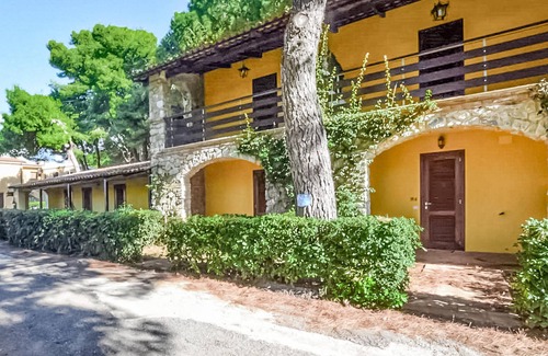 Sangineto House | 1 bedroom awesome home in Sangineto