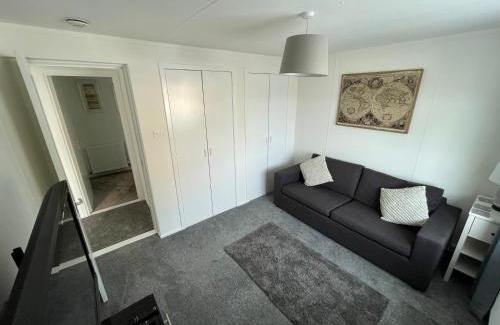 Glasgow Apartment | 1-Bedroom Chalet at Maryville Caravan Site - Uddingston, Glasgow