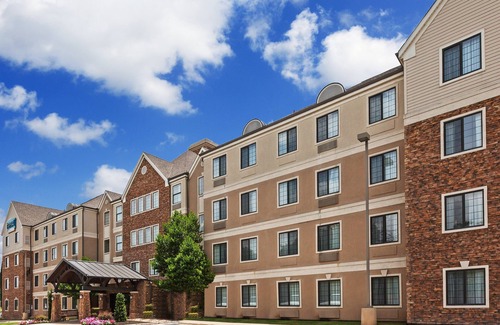 Round Rock West Condo | 1 Bedroom | Fitness Center + FREE Buffet Breakfast