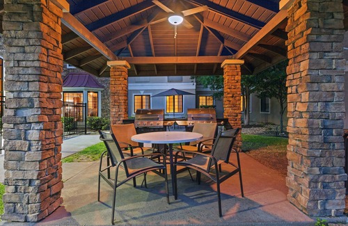 Round Rock West Condo | 1 Bedroom | Fitness Center + FREE Buffet Breakfast