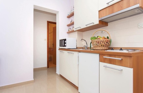 Kornic Apartment | 1 bedroom gorgeous apartment in Kornic