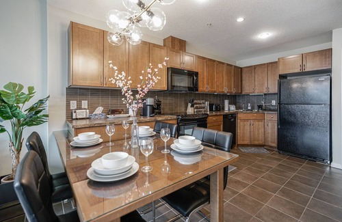 Victoria Park Condo | 1 bedroom high floor condo with beautiful downtown view