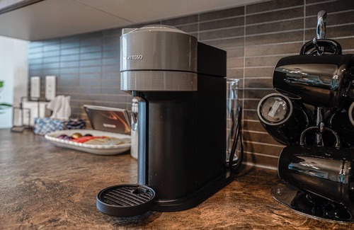 Victoria Park Condo | 1 bedroom high floor condo with beautiful downtown view