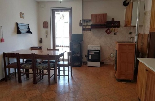 Bosco Chiesanuova Apartment | 1 Bedroom House