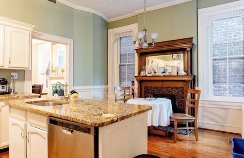Ghent House | 1-Bedroom in Historic Victorian Home - Shared Bath, Unit #2