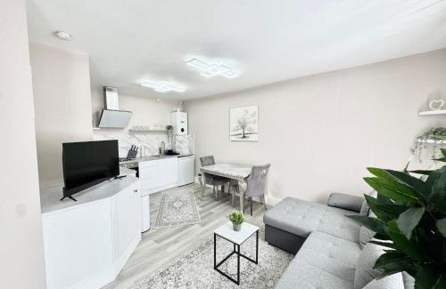 Easton Apartment | 1 Bedroom luxury apartment