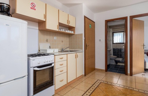 Senj Apartment | 1 bedroom nice apartment in Jablanac