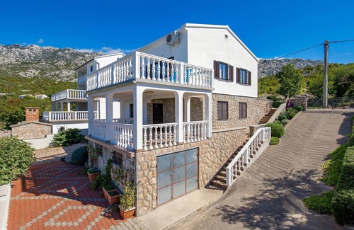 Senj Apartment | 1 bedroom nice apartment in Jablanac