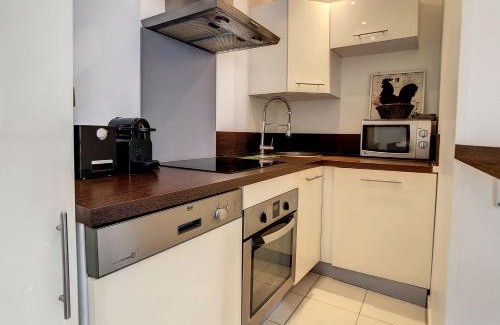 Cannes City Centre Apartment | 1 Bedroom Notre Dame 2 mins from the Croisette and the Palais 225