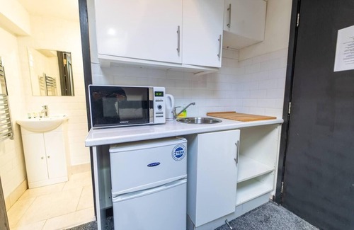 Selly Oak Apartment | 1 bedroom studio near the city