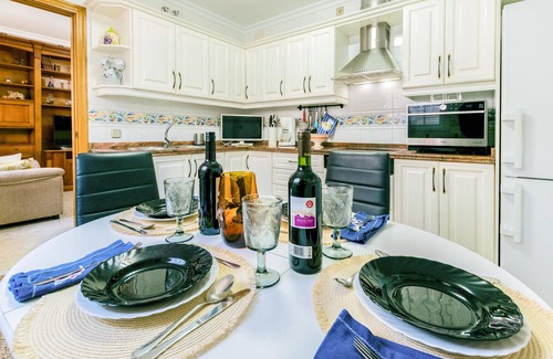 Cerro del Aguila Apartment | 1 bedroom stunning apartment in Sevilla