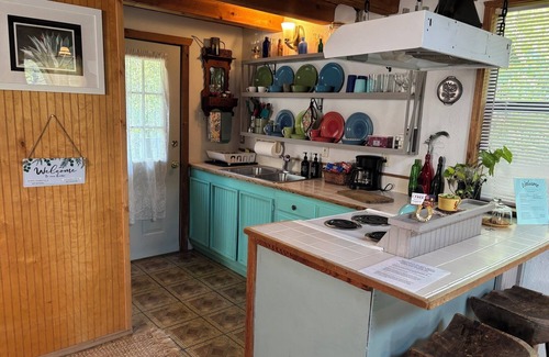 Hays County Cottage | 1 Bedroom Vacation Cottage in San Marcos/Wimberley, TX