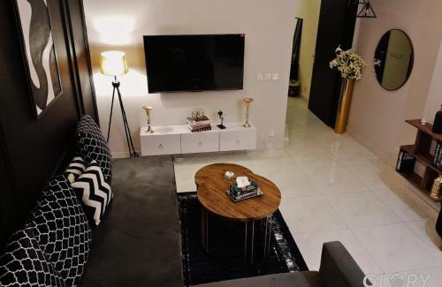 Lahore Apartment | 1-BHK Designer Black at Zameen Opal