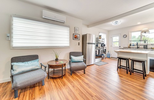 Hilo House | 1 Block to Heart of Hilo: Fully Renovated Home