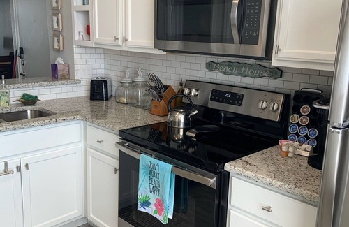 Corpus Christi Condo | 1 Block To The Beach-1st Floor Unit-Taylor Made Get A Way