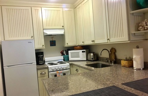 Honokowai Condo | 1 BR 1 BA Ocean Front complex. Lush Garden View Condo - Steps from the Beach